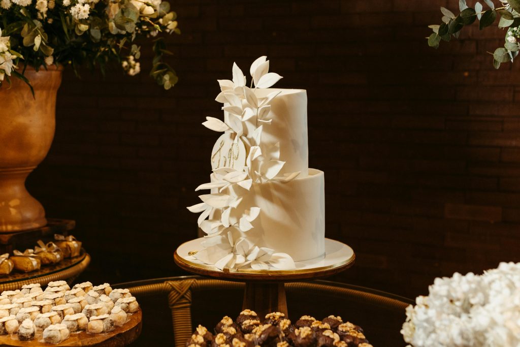 pexels-photo-19063535-19063535 A White Weeding Cake